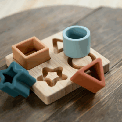 Ξύλινο παζλ με σχήματα σιλικόνης 12x12 cm